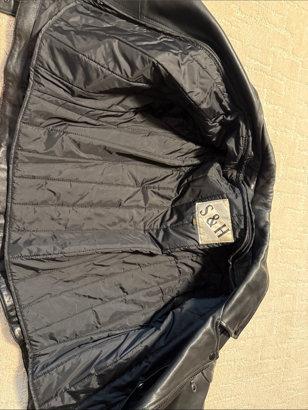 Black Leather Biker Jacket - Classic Men's Motorcycle Coat - Picture 5 of 6